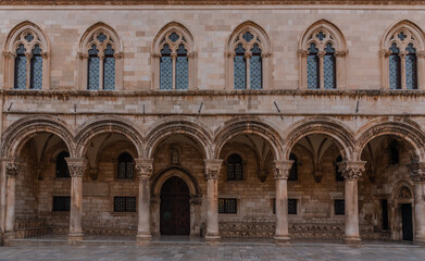 Wall Mural - Sunrise view of arcade of the rector's palace in Dubrovnik, Croatia