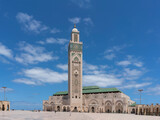 Fototapeta  - a morning wide angle shot of the hassan ii mosque in casablanca