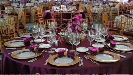 table setting event