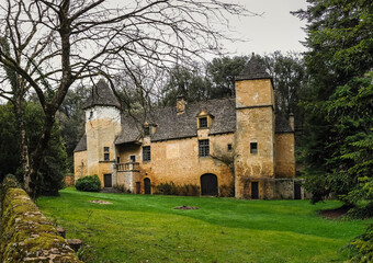 Canvas Print - Saint Crépin Carlucet (Dordogne, France) - Vue panoramique du château de Lacypierre