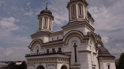 Canvas Print - A beautiful view of the cathedral church in HD