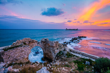 Wall Mural - Maiden Castle at sunset in Mediterranean