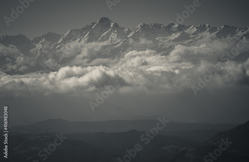 Fototapeta Pireneje  chmury-nad-pirenejami-w-ariege-we-francji-col-de-portel