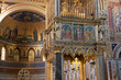 interni della basilica di San Giovanni Laterano, Roma