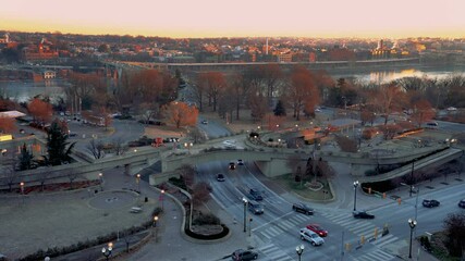 Wall Mural - Traffic on Key bridge at dawn, Washington DC, USA