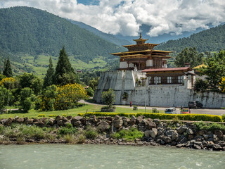 Wall Mural - punakha dzong bhutan