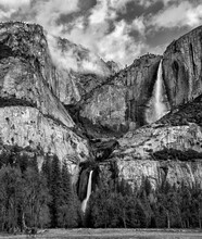 USA, California, Yosemite National Park, Upper And Lower Yosemite Falls At Sunrise