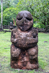 Canvas Print - Tiki du marae Arahurahu à Tahiti, Polynésie française