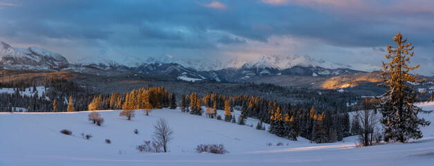 Wall Mural - Beautiful mountain landscape during romantic winter sunrise - Tatra Mountains, Poland