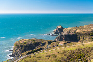 Canvas Print - Coastline view with Highway 1 along Pacific Ocean, Jenner Headlands Preserve, California.