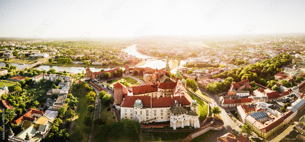 Obraz na płótnie Kraków Zamek Królewski Panorama z powietrza - Zachód Słońca w salonie