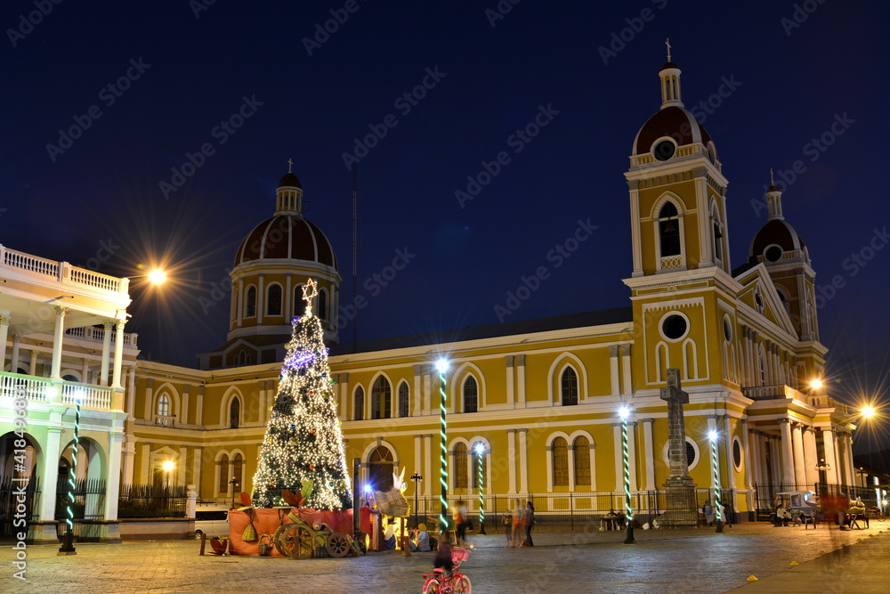 Paisajes y rincones de la antigua ciudad colonial de Granada, a orillas del lago Cocibolca, en el oeste de Nicaragua