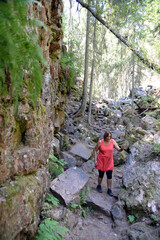 Sticker - Wandern in der Schlucht Skurugata  bei Eksjoe in Schweden