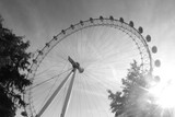 Fototapeta Londyn - ferris wheel at night