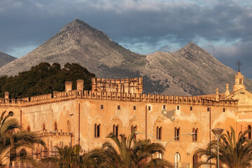 Wall Mural - Sunrise at the Coast of Palermo