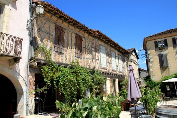 Wall Mural - La Bastide d'Armagnac, Landes