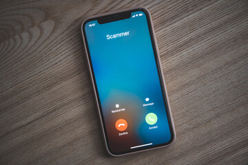 incoming call from scammer. scam on phone and online