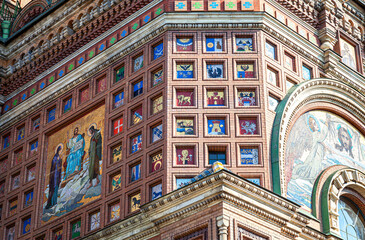 Wall Mural - Coats of arms of cities on the temple of the Savior on Spilled Blood in St. Petersburg, Russia