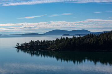 Canvas Print - USA, Washington State. Chuckanut Drive, San Juan Islands.