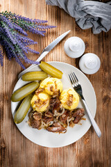 Poster - Fried liver with onion.