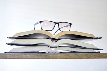 Wall Mural - Progressive Reading Glasses