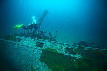 Wall Mural - shipwreck diving landscape under water, old ship at the bottom, treasure hunt