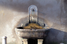 Old Fountain In The Town,ancient,water,old,wall, Water,