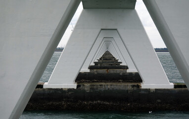 Wall Mural - Zeelandbrug über die Oosterschelde