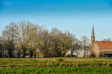 Sticker - religion eglise Belgique Wallonie Liberchies patrimoine culte clocher paysage vert