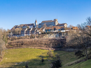 Regensberg is the medieval country town and former center of the western Zurich Unterland lies on the hill high above Dielsdorf