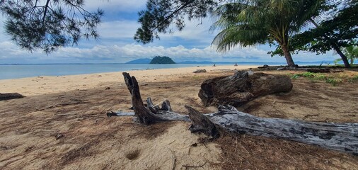 The Mystical Paradise of Satang Island, Undiscovered by Many in the Borneo Island of Malaysia