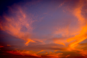 Canvas Print - Sunset sky with city in the shadow