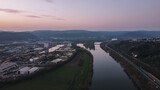 Fototapeta Sawanna - Hafen an der Mosel in Trier bei Sonnenuntergang