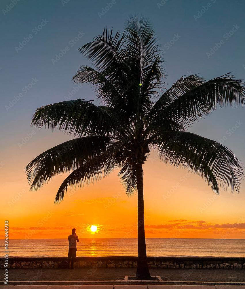 Nascer do sol em João Pessoa Stock Photo | Adobe Stock, image size:851x1000