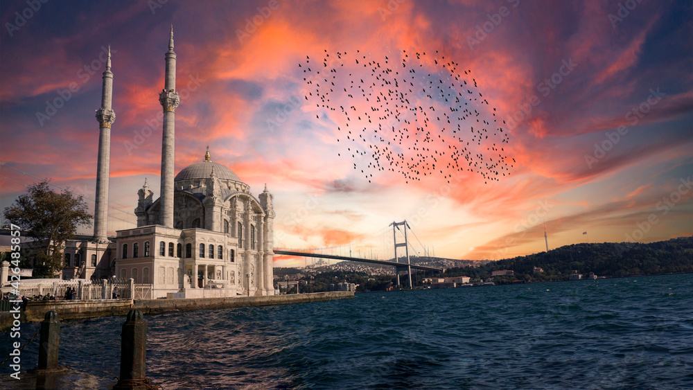 Ortakoy Mosque (Ortakoy Camii) and Bosphorus Bridge (Bogaz Koprusu 