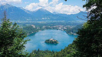 Sicht auf den See Bled in Slowenien mit Kirche