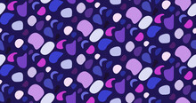 Stone Colorful Pebble Seamless Pattern. Vector Illustration Dark Background. Colorful Modern Trendy Season Sea Ocean Backdrop In Pink And Purple Colors On Deep Blue Background