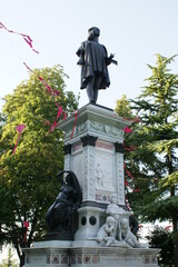 Wall Mural - Statue of artist Raphael Sanzio in Urbino, Marche (Italy)