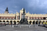 pomnik Adama Mickiewicza, Kraków, Rynek Główny, zabytki,