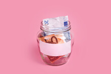 Euro Banknotes In Glass Money Jar With Blank Label, Financial, Saving. Money Box With Empty Sticky Note Paper. Jar Full Of Cash, Save Money Concept, Expense Planning And Control, Free Space For Text