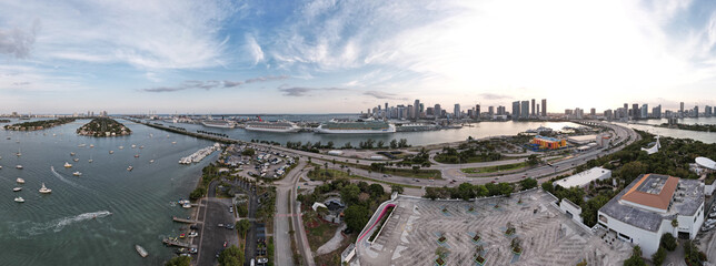 Fototapete - Wide angle aerial panorama Port Miami