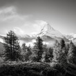 Letzte Wolken am Schweizer Matterhorn bei Zermatt