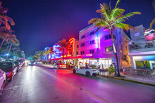 MIAMI BEACH - FEBRUARY 28, 2016: Lights Of Ocean Boulevard With Restaurants And Traffic
