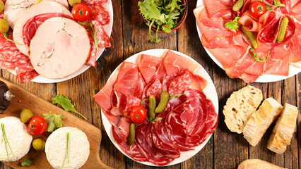 Wall Mural - salami, bacon, ham assorted with bread and cheese
