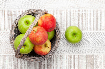 Wall Mural - Fresh ripe apples in basket