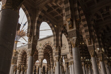 The Charming Interior Works And Light Designing Of Masjid Al Nabawi