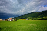 Fototapeta  - alpejska wioska i dom na wsi, house in alpine village, house in the valley