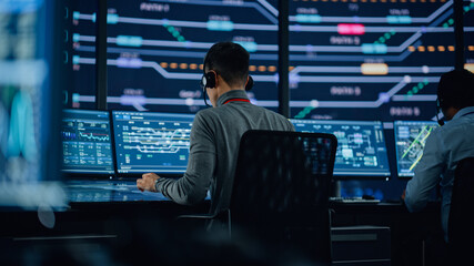 Aufkleber - Professional IT Technical Support Specialists and Software Programmer Working on Computers in Monitoring Control Room with Digital Screens with Server Data, Blockchain Network and Surveillance Maps. 