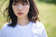 © peach100 - 公園の女性