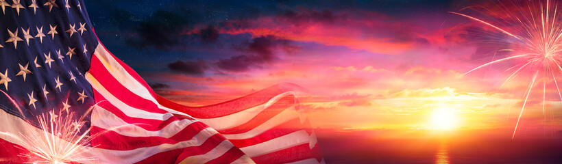 Fototapete - American Flags At Sunset With Fireworks - Abstract Defocused Composition
